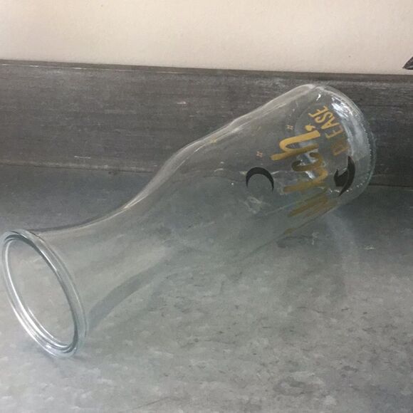 Witch vase witchy Halloween spooky table centerpiece flowers - Picture 4 of 5